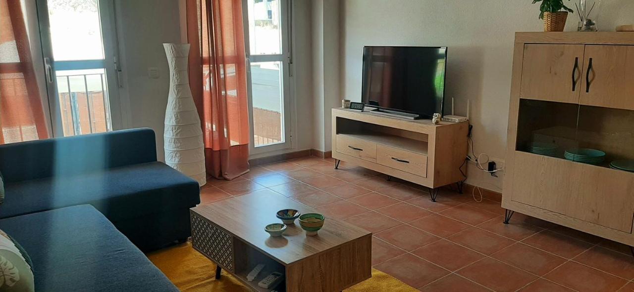 La Casa De La Fama - Apartamento Con Patio Exterior Карбонерас Экстерьер фото